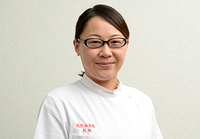 経絡古典治療 鍼灸総合治療院 佐野鍼灸院　副院長　板垣 晴子
